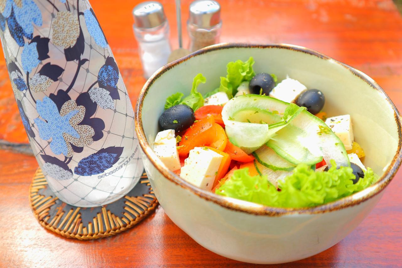 Seno Guesthouse & Cafe Uluwatu Dış mekan fotoğraf